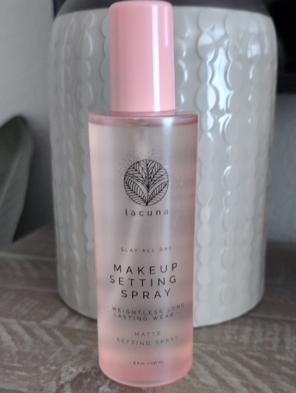 Pink Matte Makeup Setting Spray - Lightweight Long-Lasting